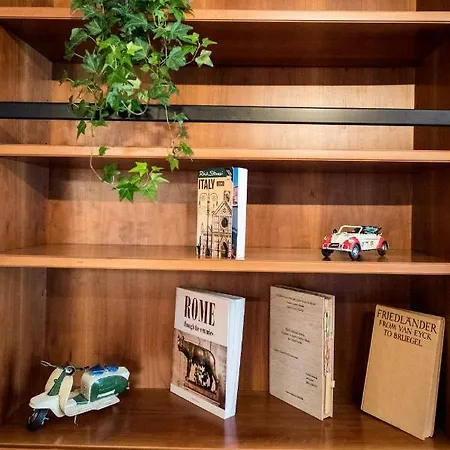 Wood Design בית הארחה *
