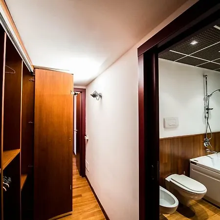 Wood Design בית הארחה
